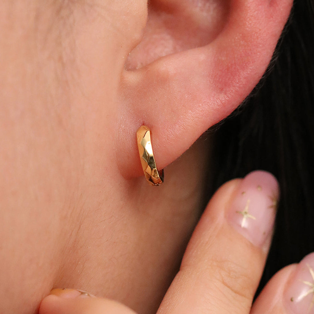 Hammered huggie earring-2