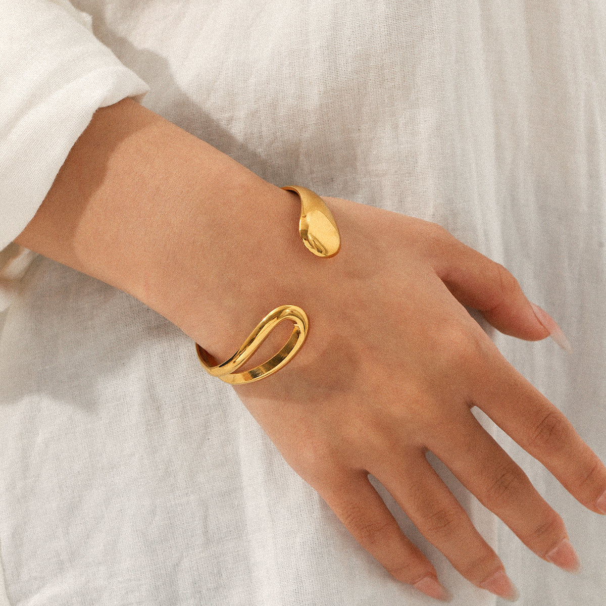 Asymmetrical Water Drop Cuff Bracelet – 18K Gold Plated Open Stainless Steel Bangle
