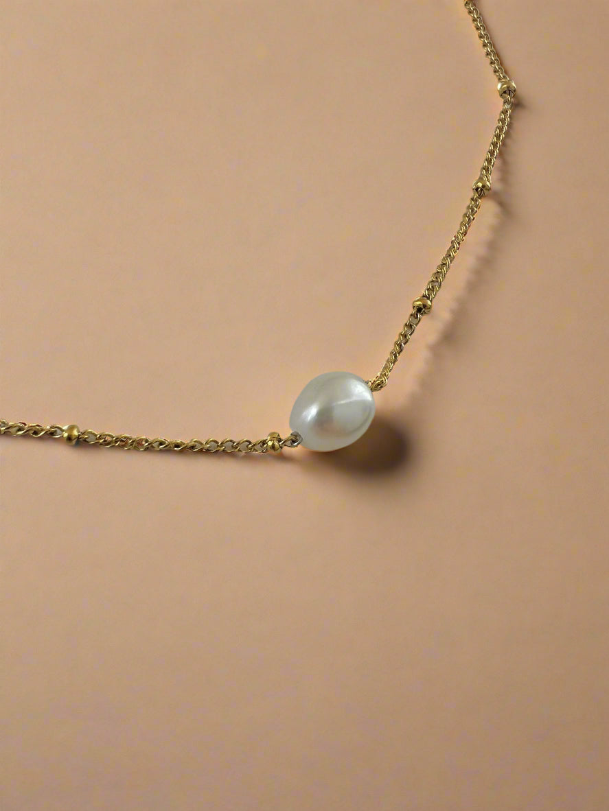 Pearl Short Necklace