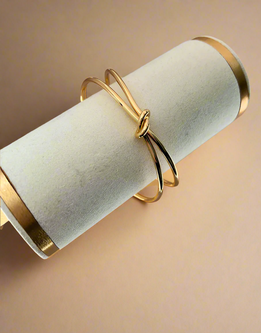 Knot Cuff Arm Stack-1