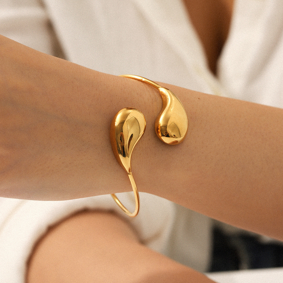 Gold Teardrop Bangle