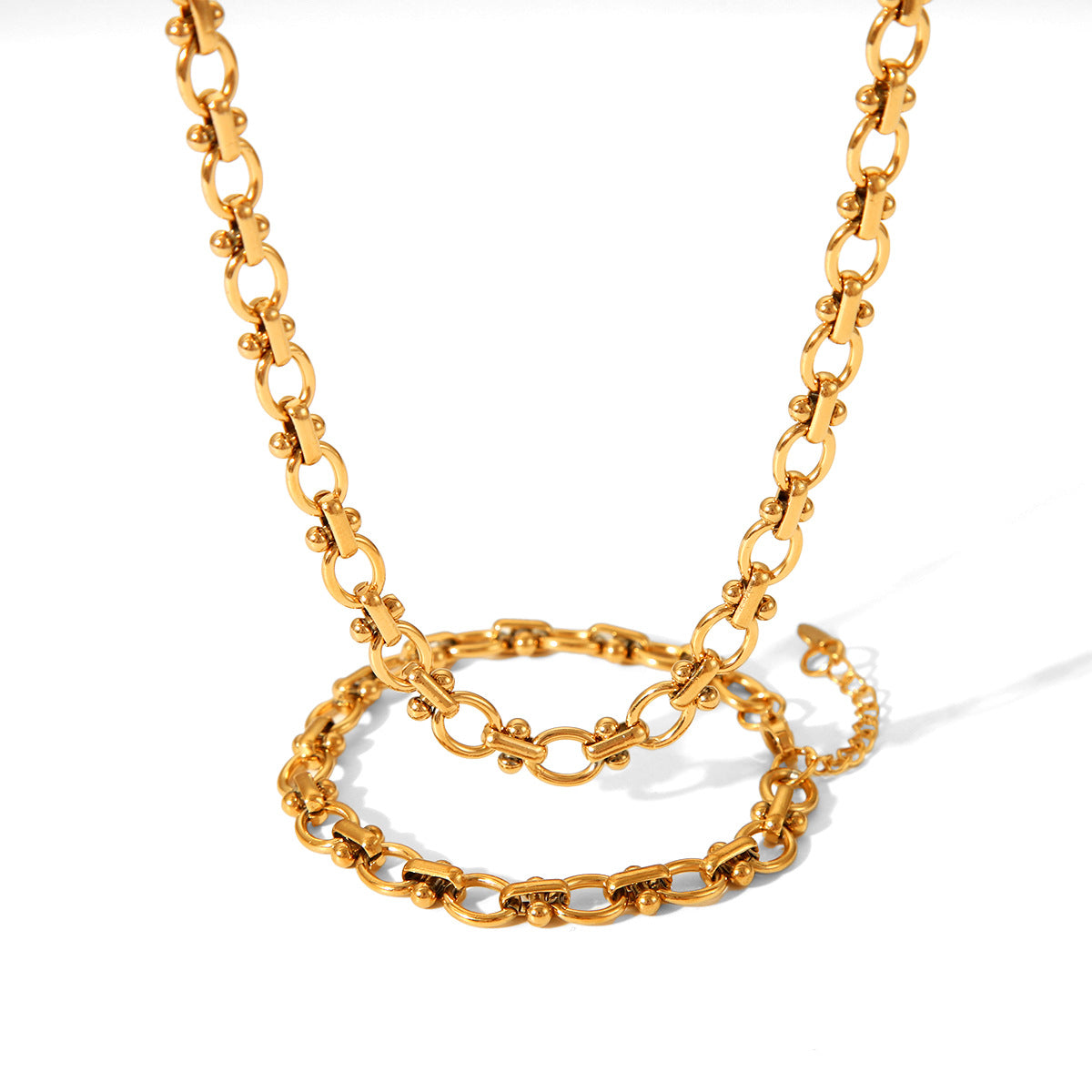 18K Gold Oval Link Chain Bracelet