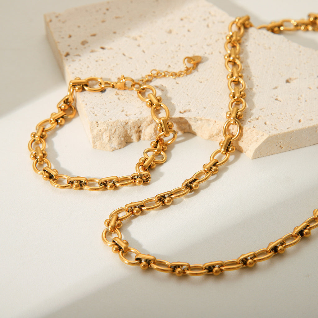 18K Gold Oval Link Chain Bracelet