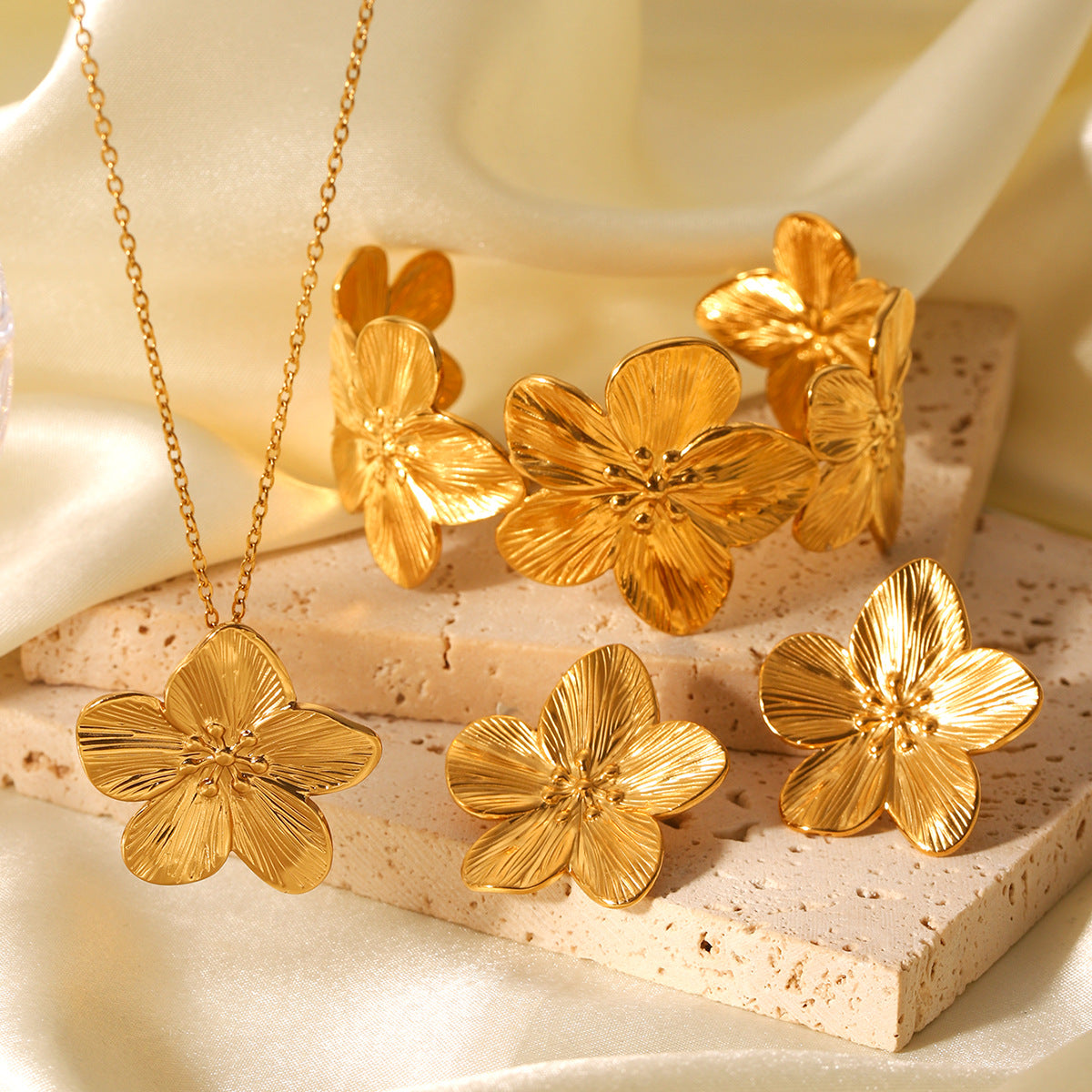 Gold Petal Stud Floral Jewelry Set - Earrings/Bracelet