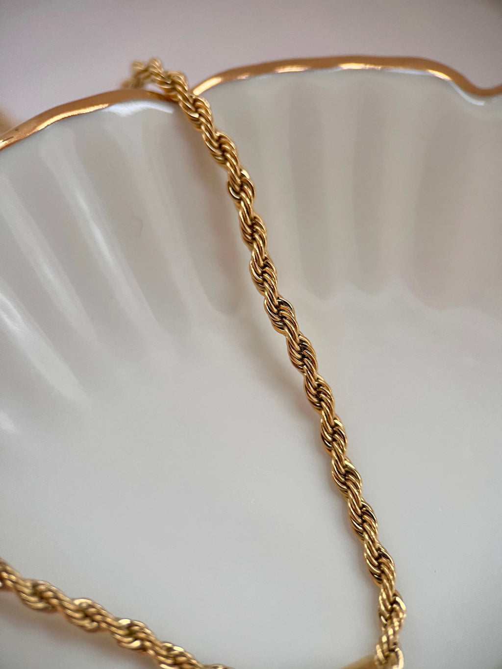 T Bar Twist Chain Necklace-3