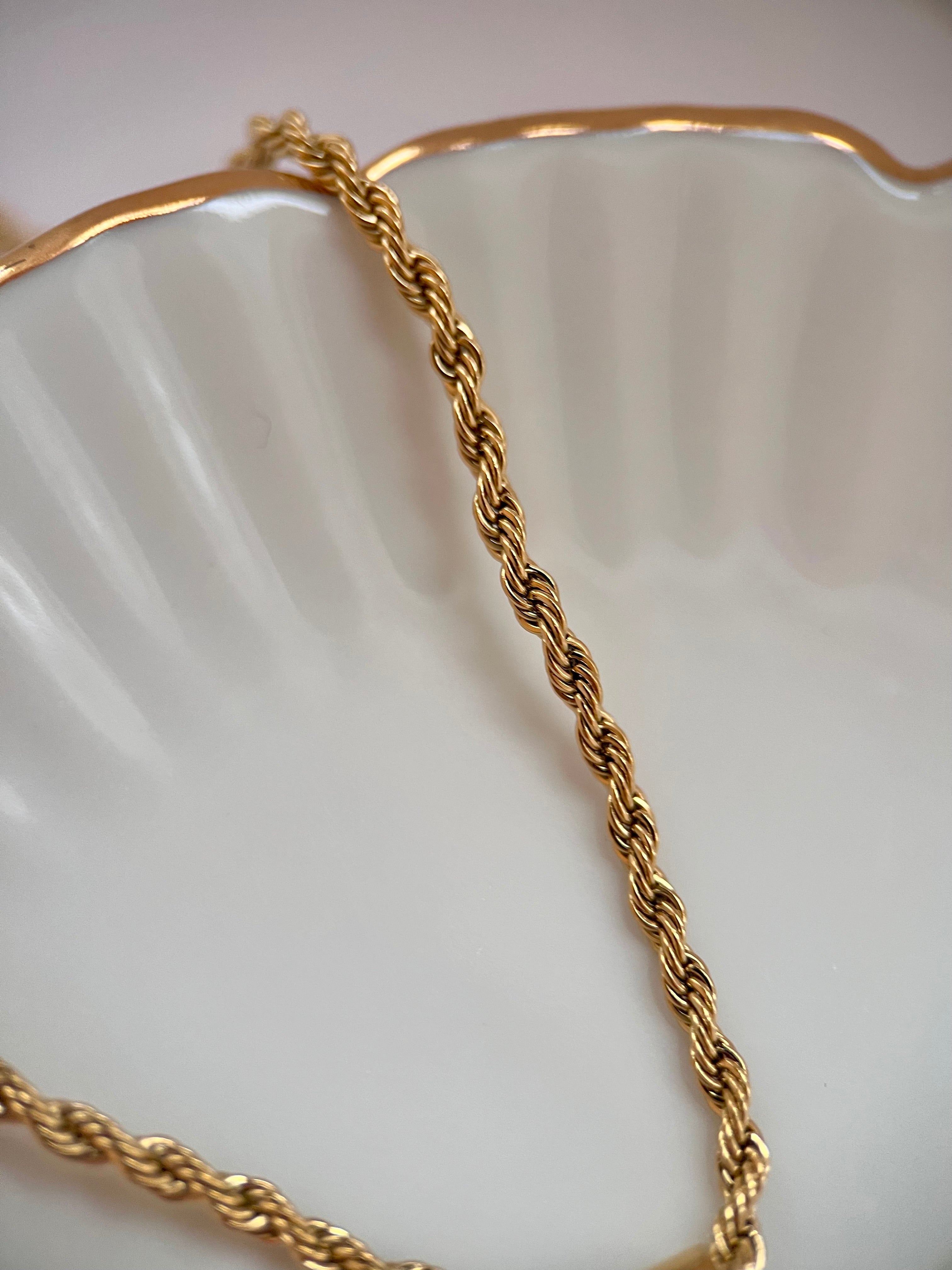 T Bar Twist Chain Necklace-3